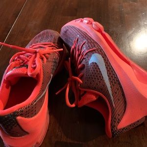 KD basketball shoes
